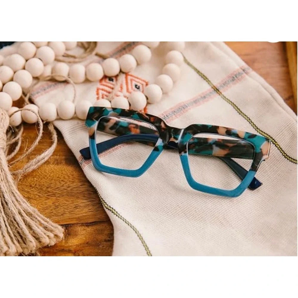 Peepers Take a Bow +2.00 Blue Light Readers Square Glasses w Case
